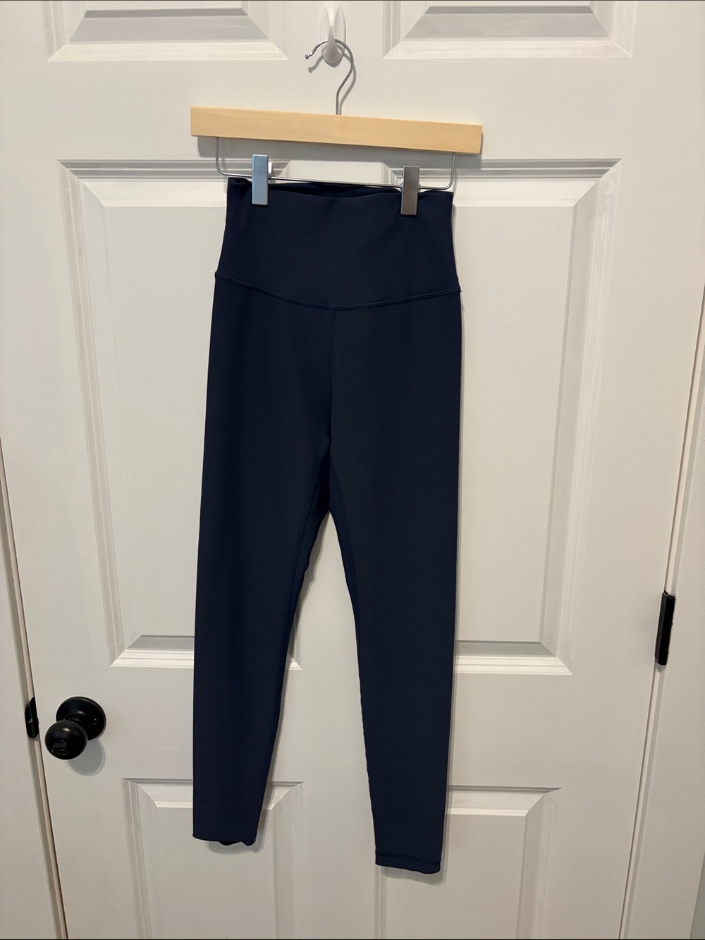 Wilo The Label Women's High-Rise Navy Leggings
